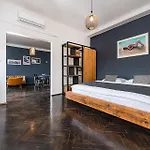 Floor Industrial With A River View Praha