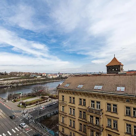 Apartament Floor Industrial With A River View *