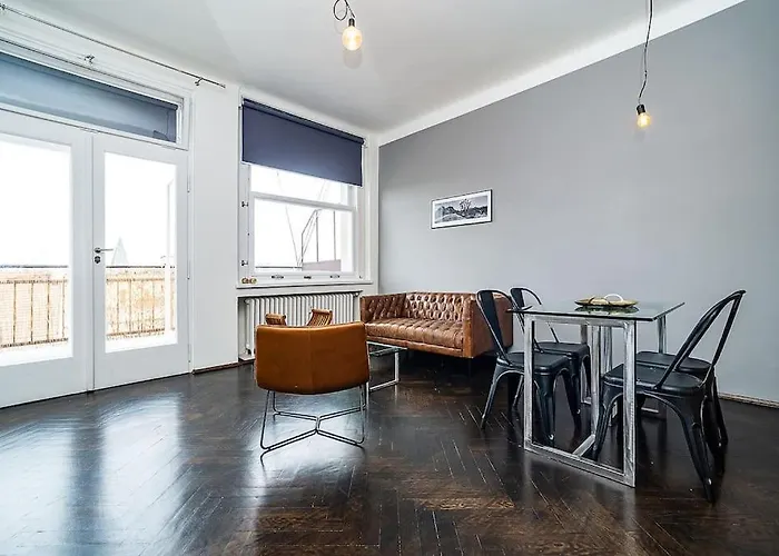Floor Industrial With A River View * Praga