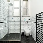 Floor Industrial With A River View Apartment *