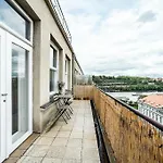 Floor Industrial With A River View Apartment