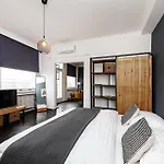 Apartment Floor Industrial With A River View Prague