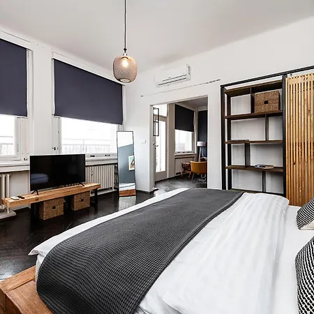 Floor Industrial With A River View * Prag